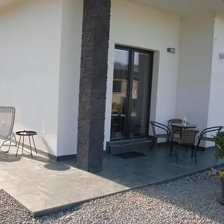 Apartmany Charlie Besenova Exterior photo