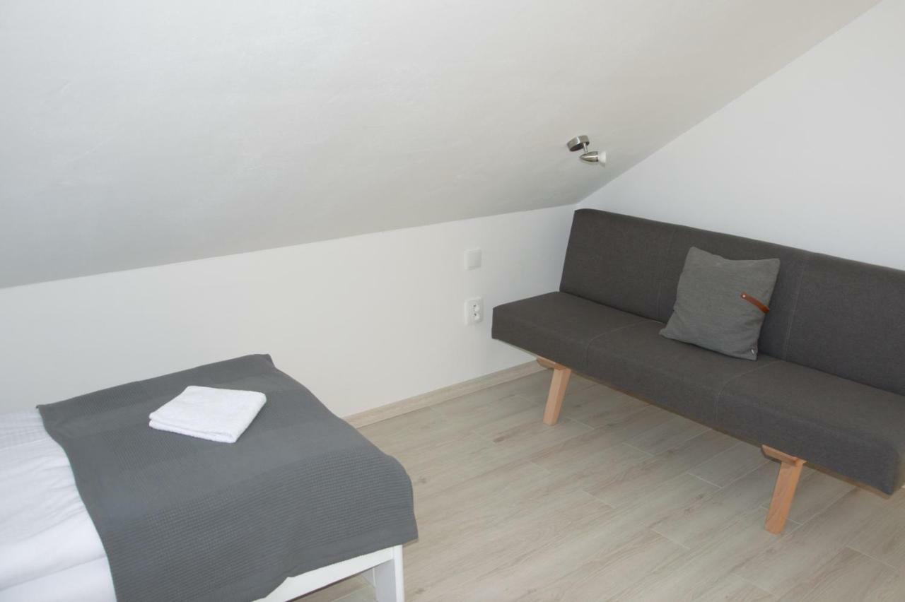 Charlie Apartment *
